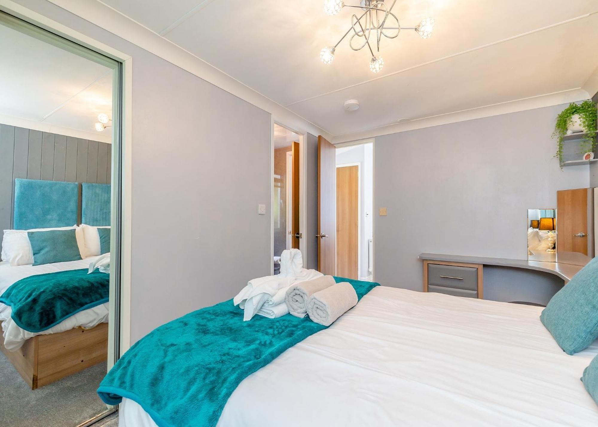 Longnor Wood Holiday Park Ngoại thất bức ảnh