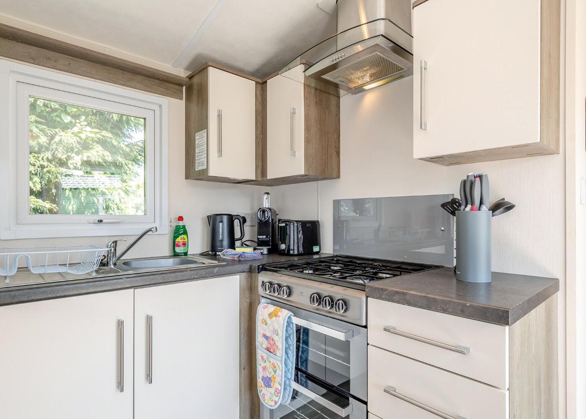 Longnor Wood Holiday Park Ngoại thất bức ảnh