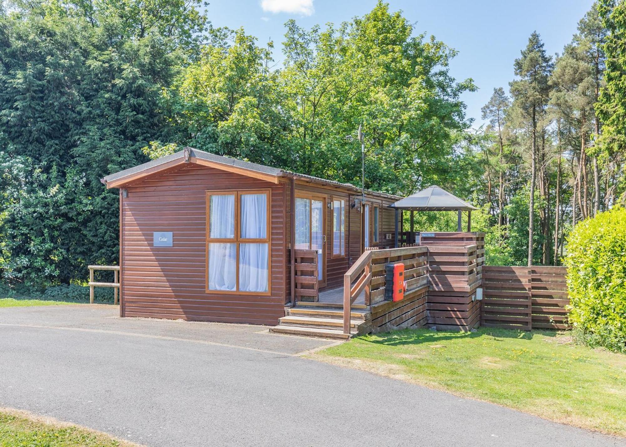 Longnor Wood Holiday Park Ngoại thất bức ảnh