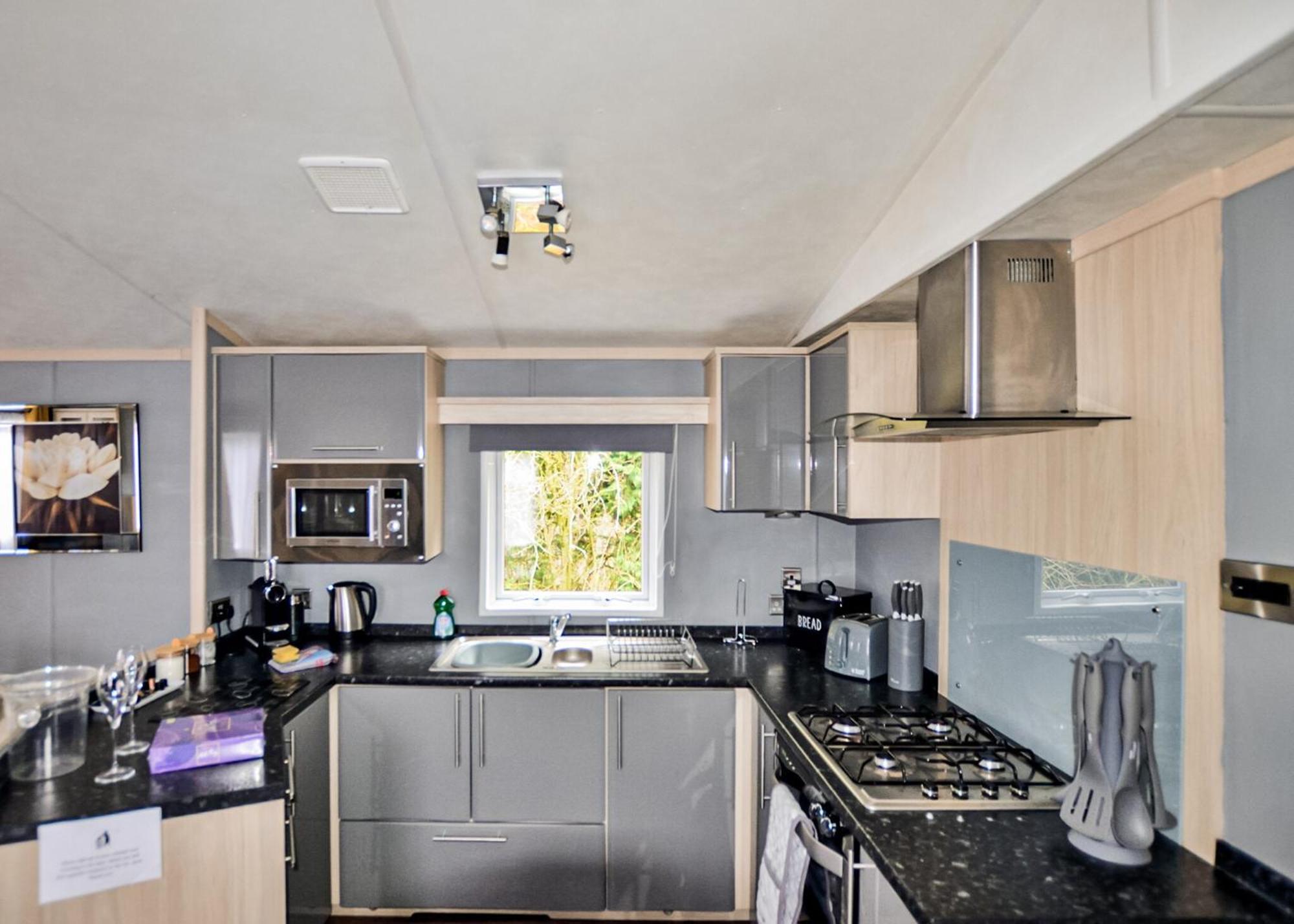 Longnor Wood Holiday Park Ngoại thất bức ảnh