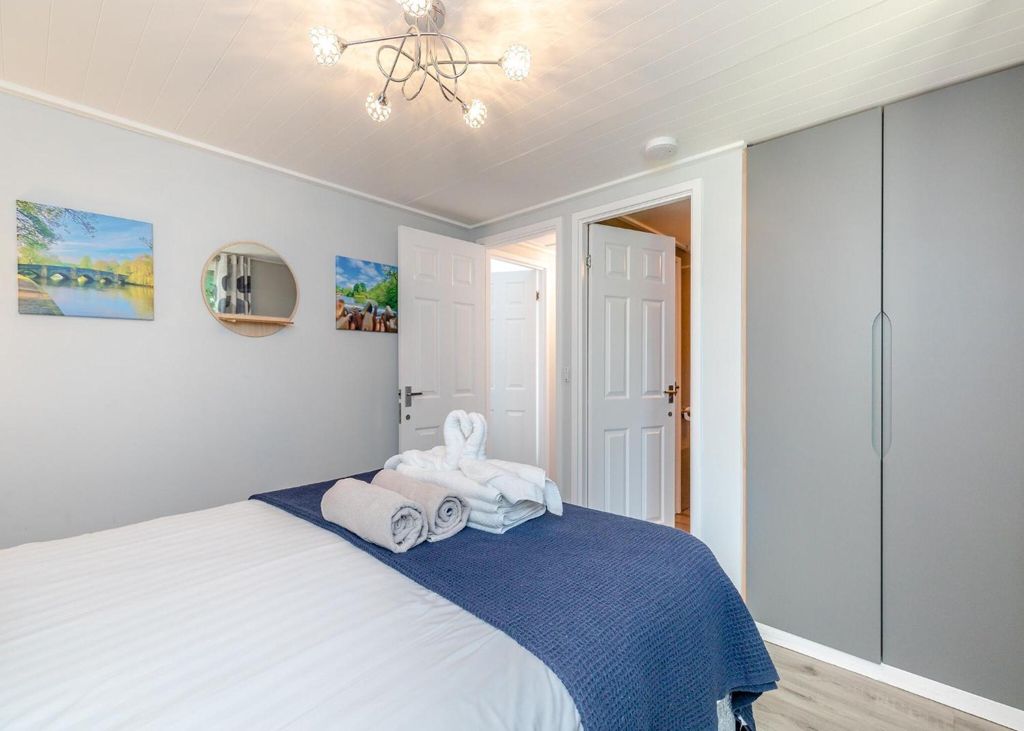 Longnor Wood Holiday Park Ngoại thất bức ảnh