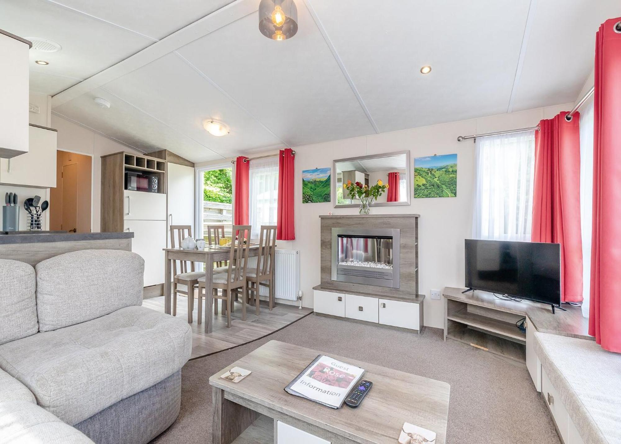 Longnor Wood Holiday Park Ngoại thất bức ảnh