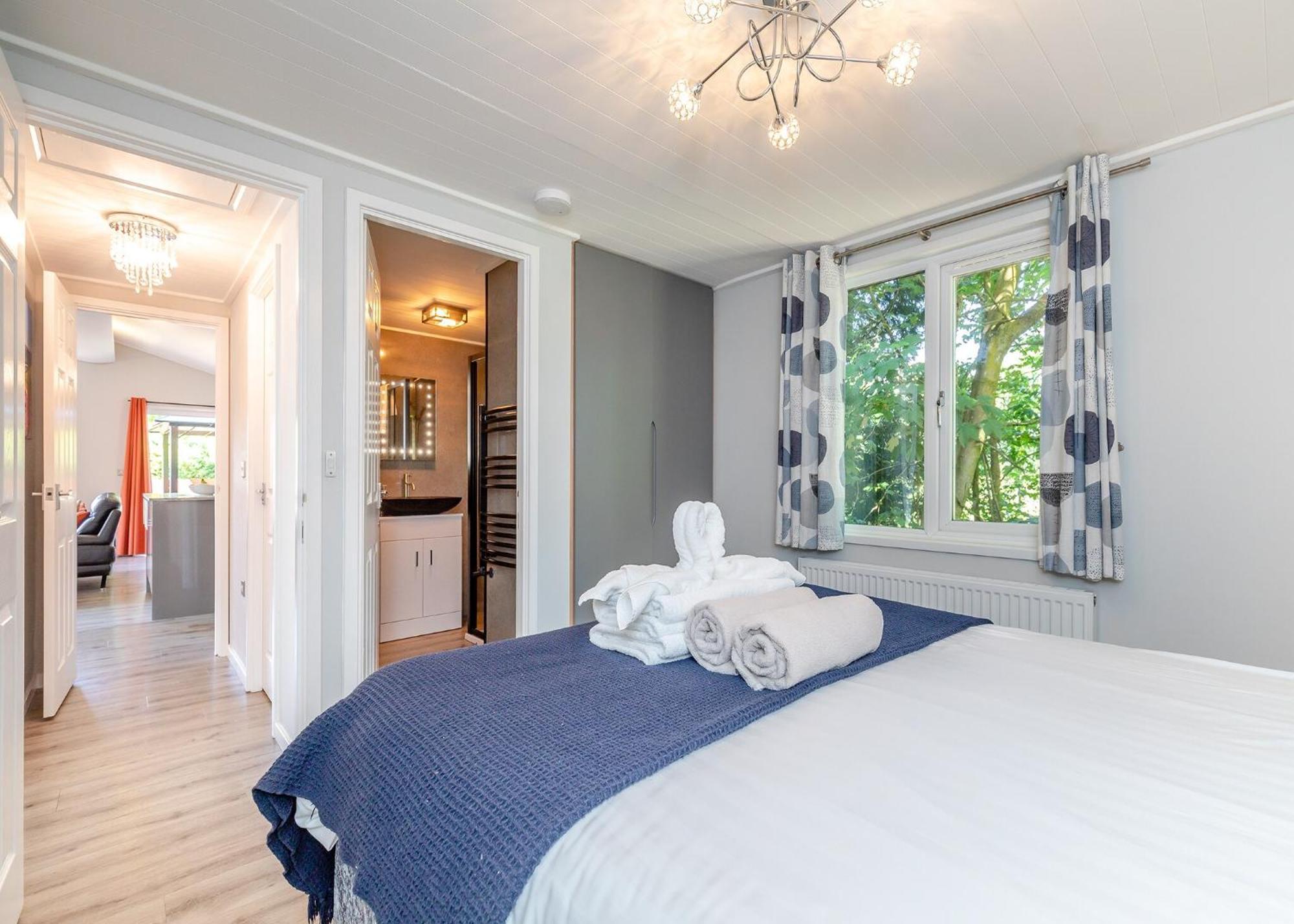 Longnor Wood Holiday Park Ngoại thất bức ảnh