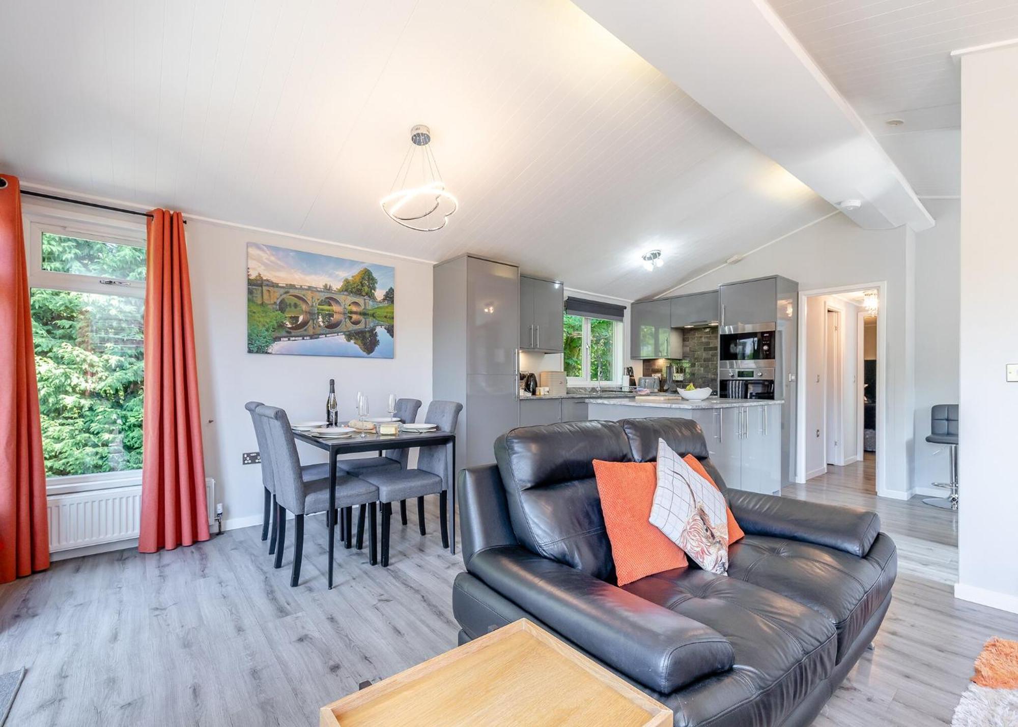 Longnor Wood Holiday Park Ngoại thất bức ảnh
