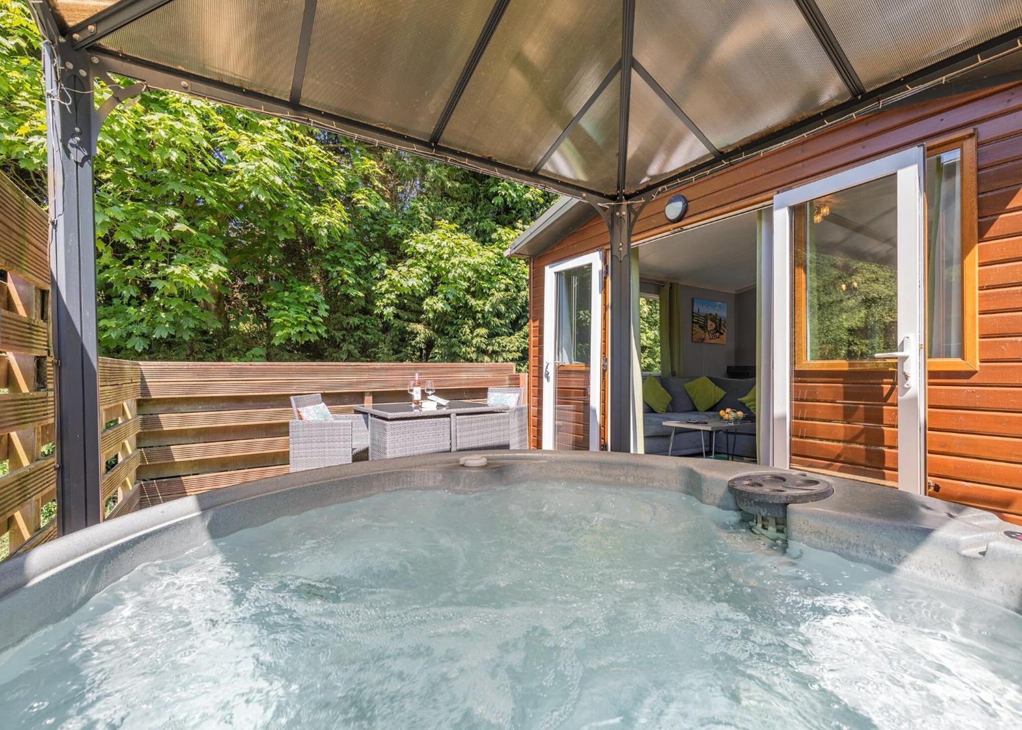 Longnor Wood Holiday Park Ngoại thất bức ảnh
